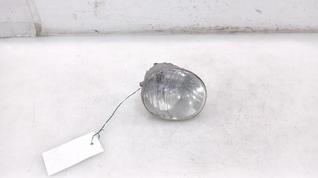 Lampa przeciwmgielna lewa 8122042050 TOYOTA
