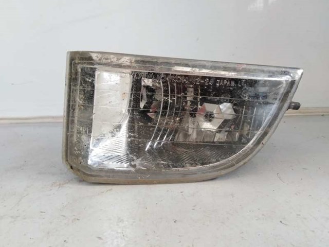 Lampa przeciwmgielna lewa 8122042050 Toyota