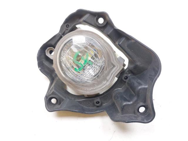 Lampa przeciwmgielna lewa 8122102190 TOYOTA