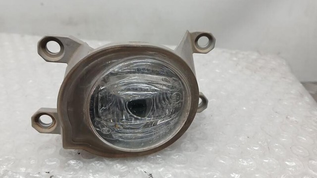 Lampa przeciwmgielna lewa 8122102190 TOYOTA