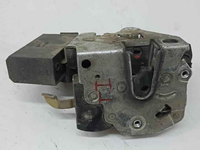 Zamek drzwi tylnych lewych 8122419 BMW