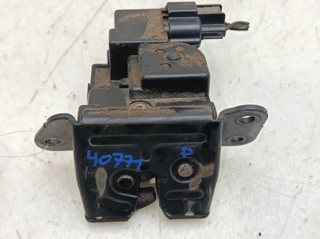 Zamek klapy bagażnika (3/5 drzwi tylnych) 812301H000 HYUNDAI