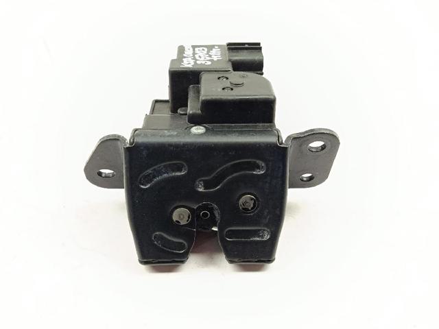 Zamek klapy bagażnika (3/5 drzwi tylnych) 812302W000 HYUNDAI