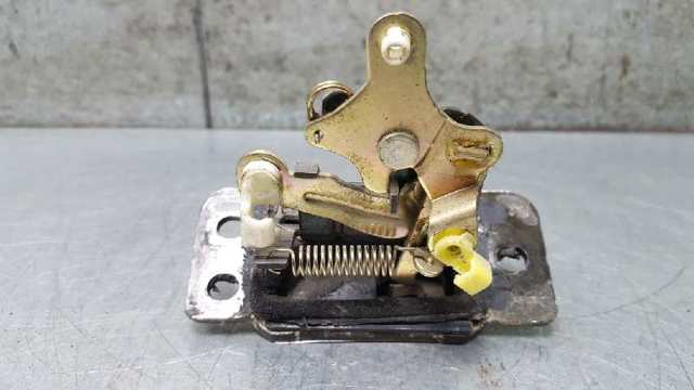 Zamek klapy bagażnika (3/5 drzwi tylnych) Hyundai Trajet FO