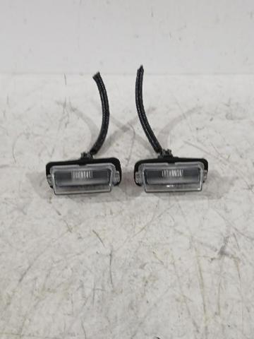 Lampa oświetlenia tylnej tablicy rejestracyjnej 812700D120 TOYOTA