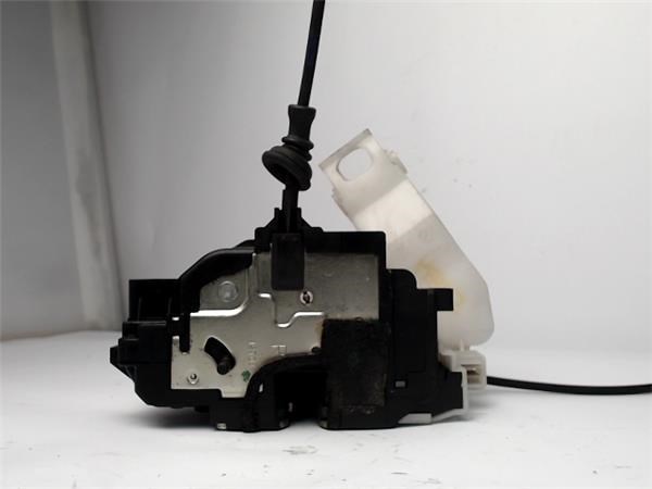 Zamek drzwi przednich lewych KIA Ceed ED