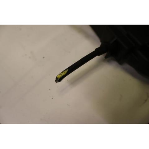 Zamek drzwi przednich lewych KIA Ceed ED