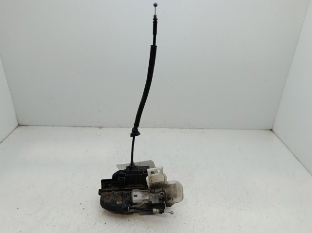 Zamek drzwi przednich lewych 813101H000 HYUNDAI