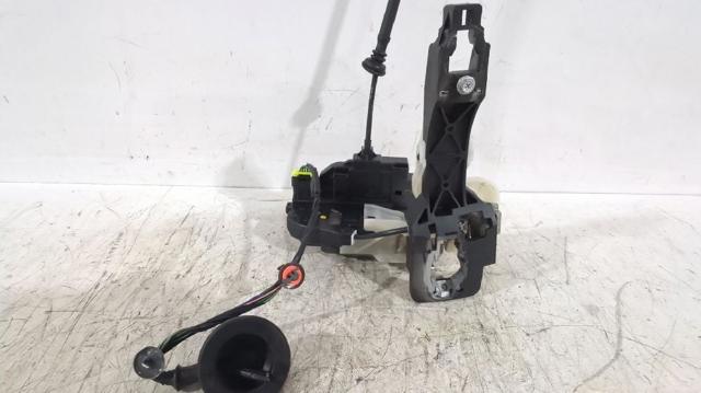 Zamek drzwi przednich lewych KIA Ceed ED