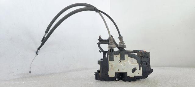 Zamek drzwi przednich lewych 813102B020 HYUNDAI