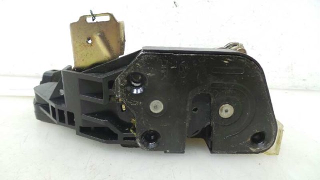 Zamek drzwi przednich lewych 813102E010 HYUNDAI