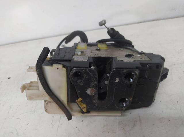 Zamek drzwi przednich lewych 813102L020 HYUNDAI