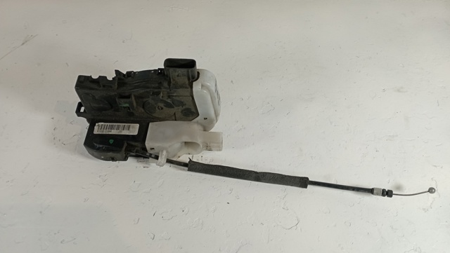 Zamek drzwi przednich lewych 813102Y000 HYUNDAI