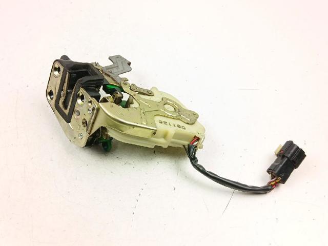 Zamek drzwi przednich lewych 813103E010 HYUNDAI