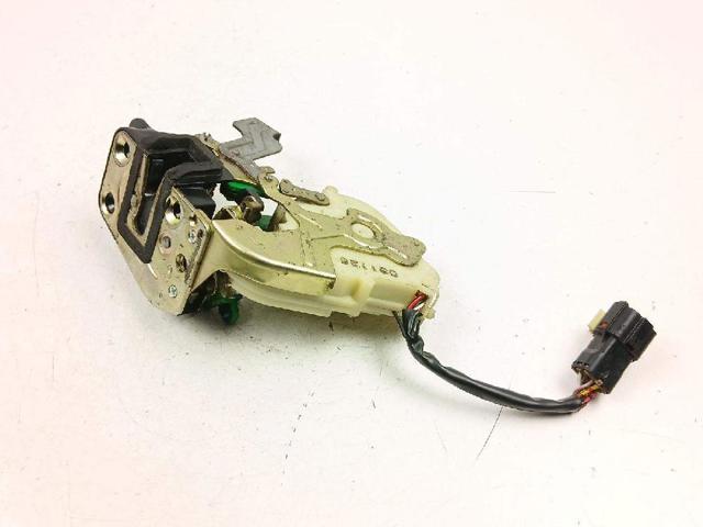 Zamek drzwi przednich lewych 813103E010 HYUNDAI