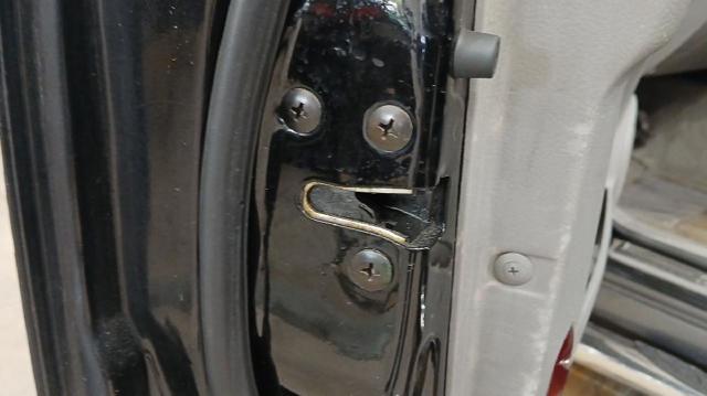 Zamek drzwi przednich lewych 813103E010 HYUNDAI