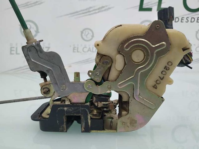 Zamek drzwi przednich lewych 813103E010 HYUNDAI