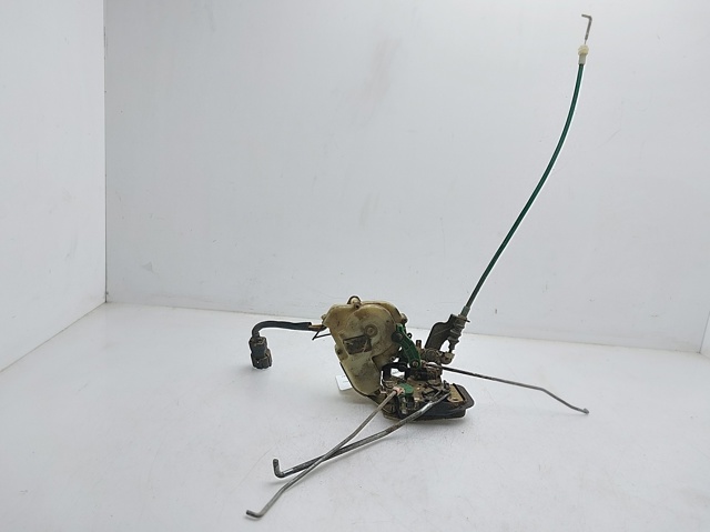 Zamek drzwi przednich lewych 813103E010 HYUNDAI