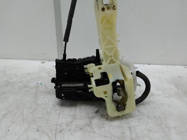Zamek drzwi przednich lewych 813103U000 HYUNDAI