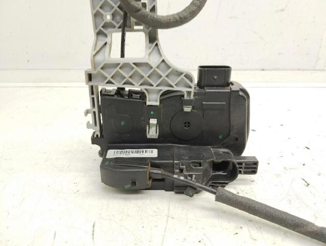 Zamek drzwi przednich lewych 813103U000 HYUNDAI