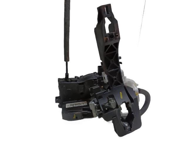 Zamek drzwi przednich lewych 813103U000 HYUNDAI