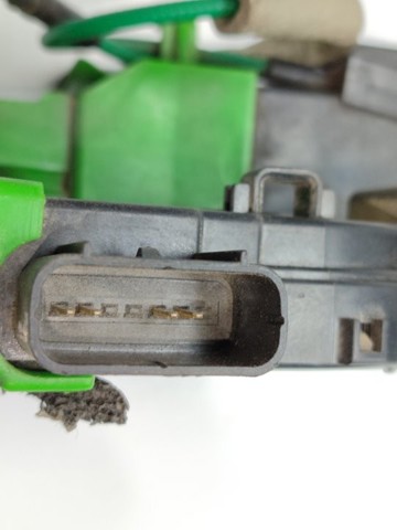Zamek drzwi przednich lewych 813103Z000 HYUNDAI