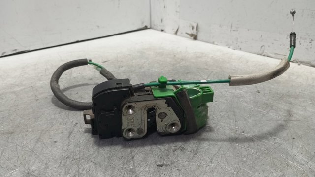 Zamek drzwi przednich lewych 813103Z000 HYUNDAI