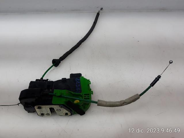 Zamek drzwi przednich lewych 813103Z000 HYUNDAI