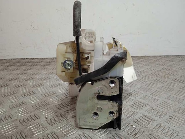 Zamek drzwi przednich lewych 81310A4010 HYUNDAI