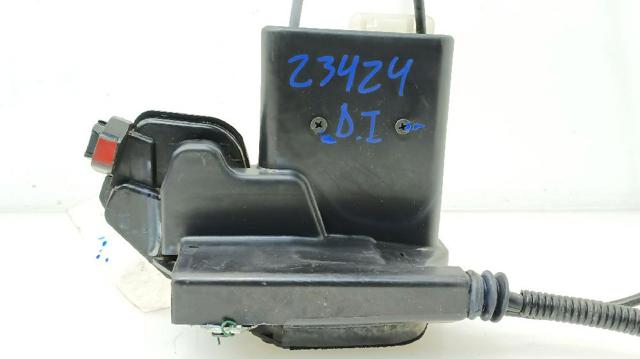 Zamek drzwi przednich lewych 813111F010 HYUNDAI