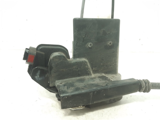 Zamek drzwi przednich lewych 813111F010 HYUNDAI
