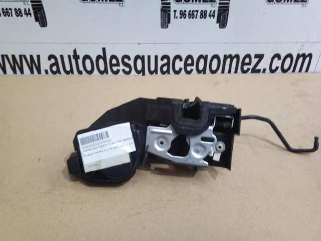 Zamek drzwi przednich prawych 8132017120 HYUNDAI