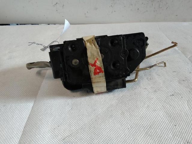 Zamek drzwi przednich prawych 813201C000 HYUNDAI