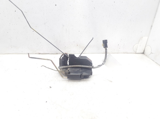 Zamek drzwi przednich prawych 813201C000 HYUNDAI