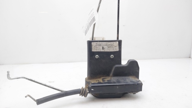 Zamek drzwi przednich prawych 813201F010 HYUNDAI