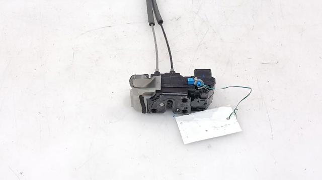 Zamek drzwi przednich prawych 813201J030 HYUNDAI