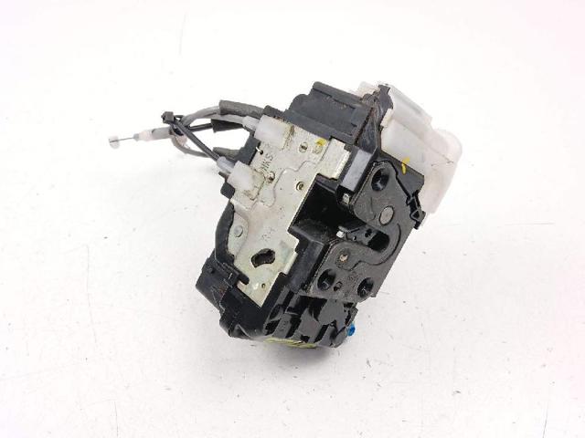 Zamek drzwi przednich prawych 813201J030 HYUNDAI