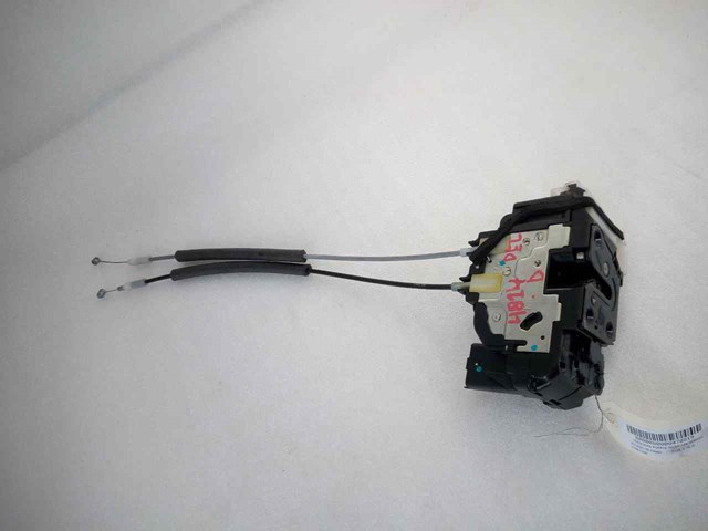 Zamek drzwi przednich prawych 813201J030 HYUNDAI