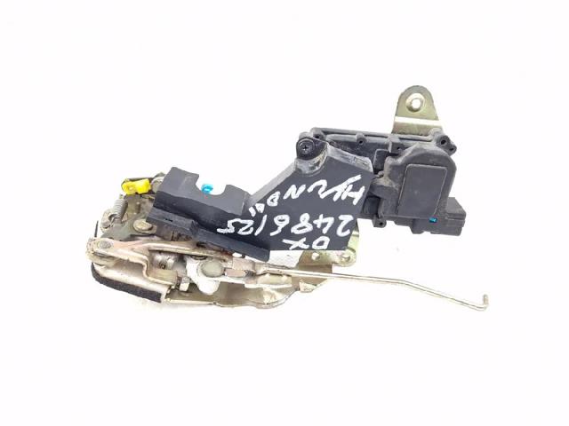 Zamek drzwi przednich prawych 8132025030 HYUNDAI