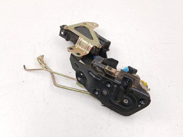 Zamek drzwi przednich prawych 8132025030 HYUNDAI