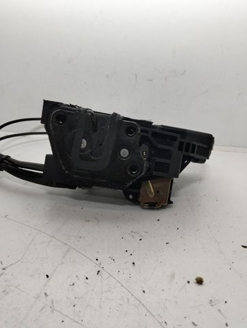 Zamek drzwi przednich prawych Hyundai Santa Fe 1 SM