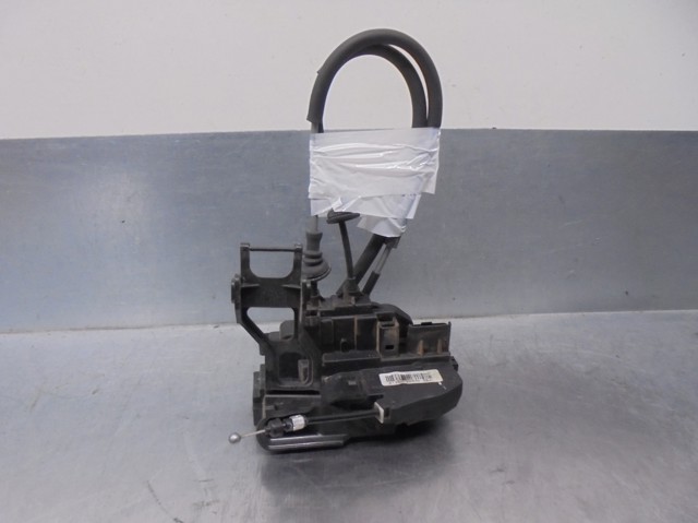 Zamek drzwi przednich prawych 813202B030 HYUNDAI