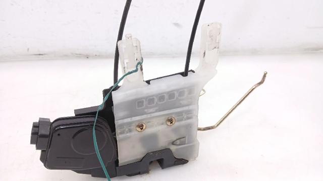 Zamek drzwi przednich prawych 813202E010 HYUNDAI