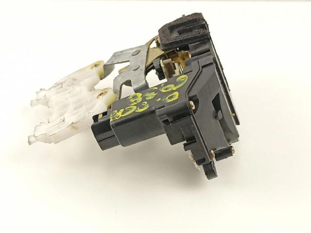 Zamek drzwi przednich prawych KIA Cerato 1 LD