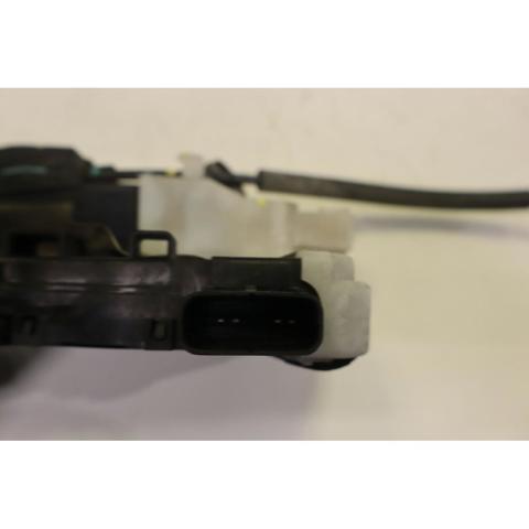 Zamek drzwi przednich prawych Hyundai Ix35 LM