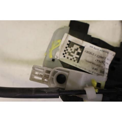 Zamek drzwi przednich prawych Hyundai Ix35 LM