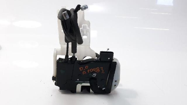 Zamek drzwi przednich prawych 813202Y000 HYUNDAI
