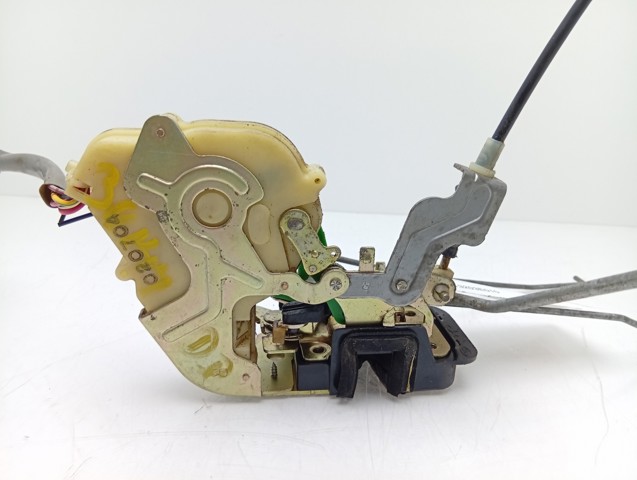 Zamek drzwi przednich prawych 813203E010 HYUNDAI