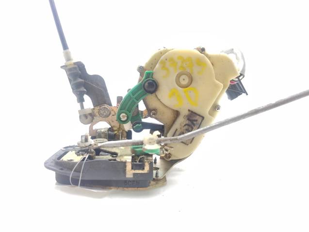 Zamek drzwi przednich prawych 813203E010 HYUNDAI