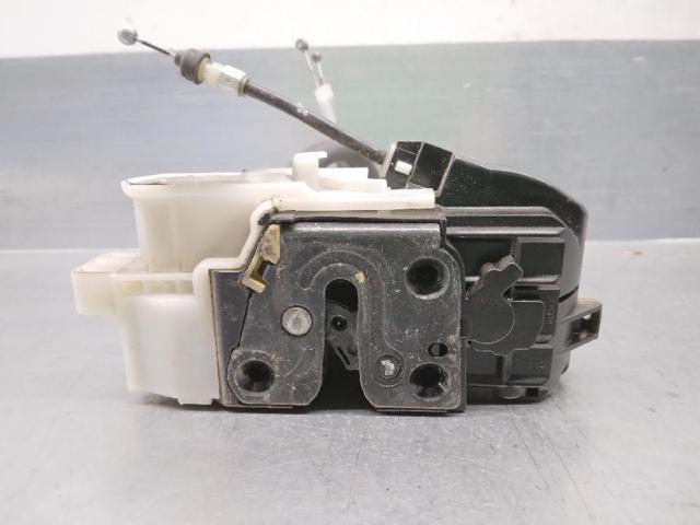 Zamek drzwi przednich prawych 813203K011 HYUNDAI